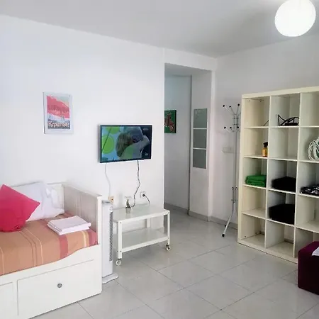 Estudio A 5 Min De La Playa Apartment *